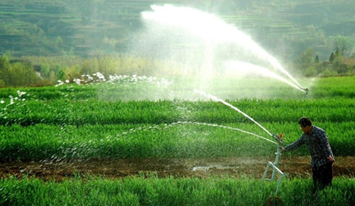 推進(jìn)農(nóng)業(yè)增長方式轉(zhuǎn)變,大力發(fā)展資源節(jié)約、環(huán)境友好型農(nóng)業(yè)