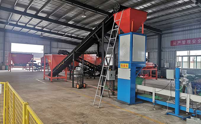 有機肥生產線妥善解決畜禽糞污