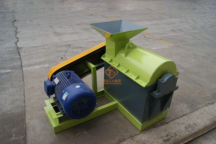 有機肥半濕物料粉碎機的產量有多大?