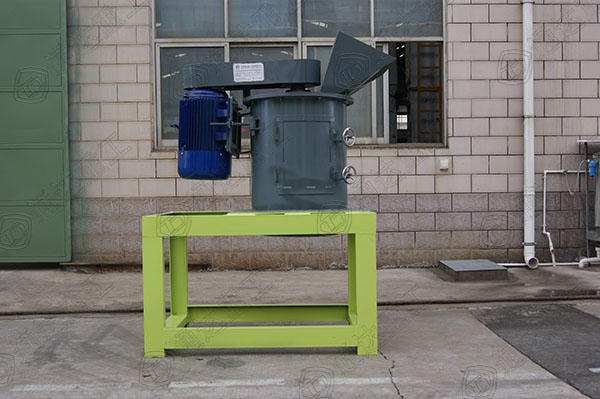 有機(jī)肥生產(chǎn)線中常用的粉碎設(shè)備有哪些?