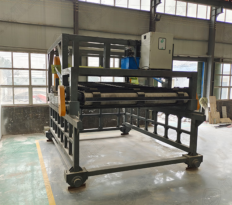 鏈板式翻堆機的主要優勢